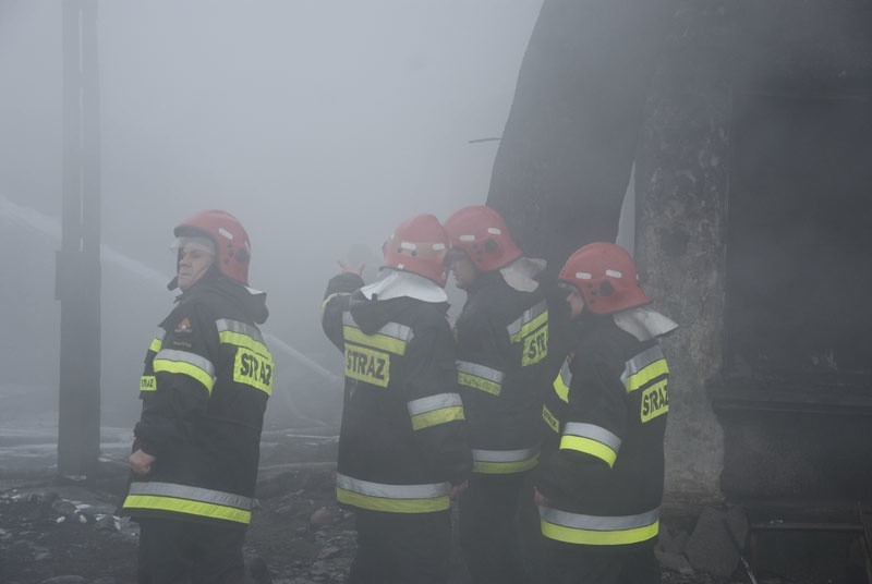 Pozar po zderzeniu pociągów
Pozar po zderzeniu pociągów