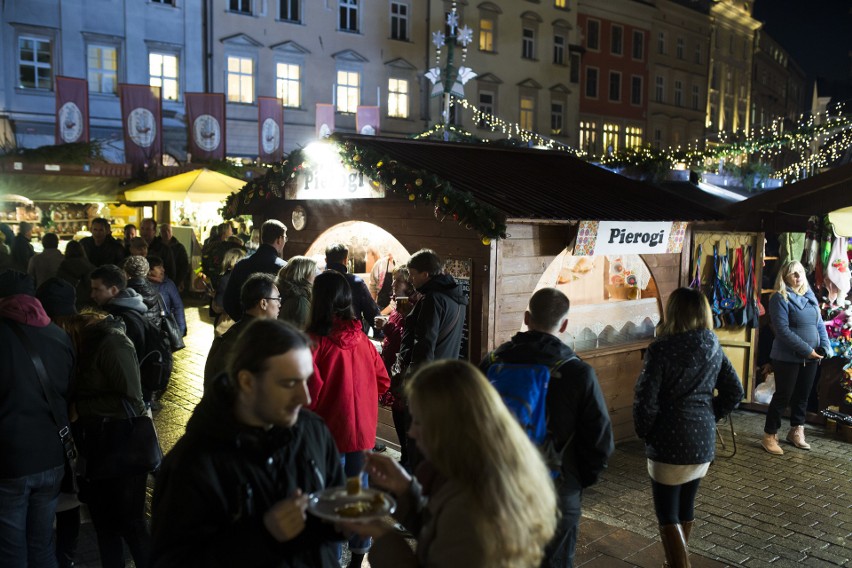 Kraków. Ruszyły Targi Bożonarodzeniowe