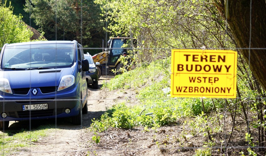 "Ziemia uginała się od ilości krwi". IPN odnalazł szkielety ludzkie na górkach czechowskich. To jest przełom