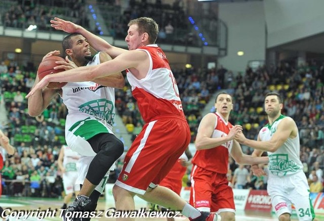 Koszykarze Stelmetu Zielona Góra w sobotę w hali CRS pokonali Śląsk Wrocław 80:70.