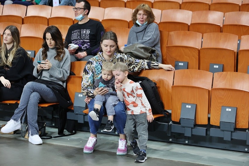 Śląsk - Boulogne Metropolitans. Kibice WKS-u w Hali Stulecia...