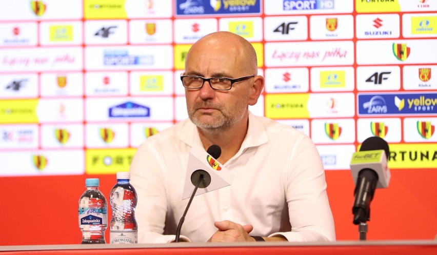 Trener Dominik Nowak o słabej skuteczności Korony Kielce i kryzysie - zaledwie trzech punktach w pięciu ostatnich meczach