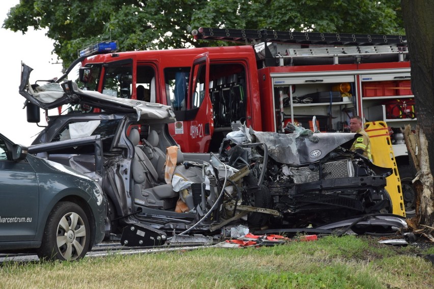 Tragiczny wypadek na krajowej 15 w Strzelnie (pow....