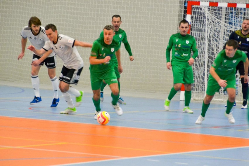 Drużyna Amrack CRB Mrówka Mosina Futsal Team w niedzielę...