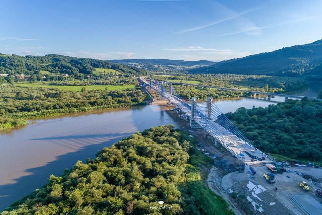 Most na Dunajcu w Kurowie prawie gotowy. Przeprawa wygląda imponująco