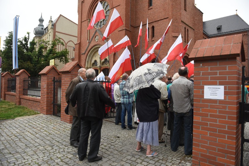 Radni PiS apelują do prezydenta o dialog w sprawie pomnika...