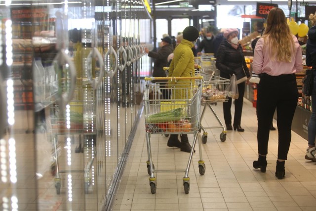 Duże promocje czekają m.in. w sklepach Biedronka, Lidl, Netto, Aldi czy Kaufland. Szczegóły na kolejnych stronach w naszej galerii >>>