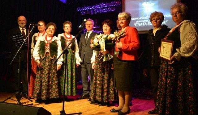 Stowarzyszenie Ludowe Chata Bogucka otrzymało tytuł Osobowości Roku 2016 Gminy Pińczów.