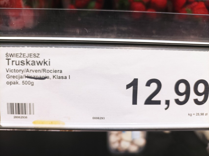 500 g  truskawek z Grecji to w Aldi wydatek 12,99 zł