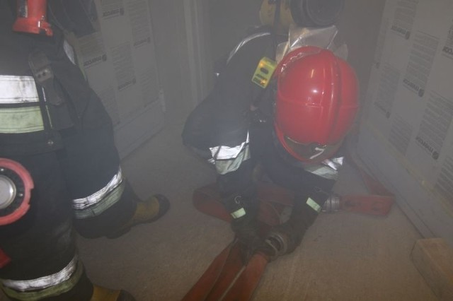 Ćwiczenia strażaków na budowie Malta House.