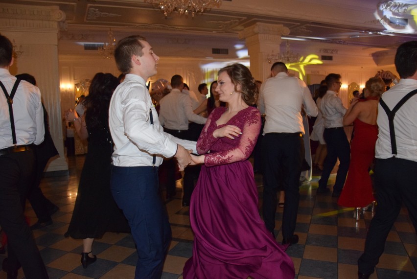 Studniówka 2019 Bal LO Mońki w Dworze Czarneckiego [ZDJĘCIA, WIDEO]