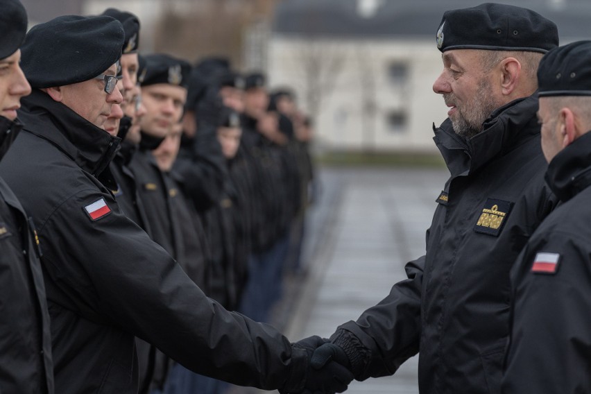 Święta Bożego Narodzenia w Marynarce Wojennej RP. Dowódca 3. Flotylli Okrętów złożył w wigilię życzenia marynarzom na służbie