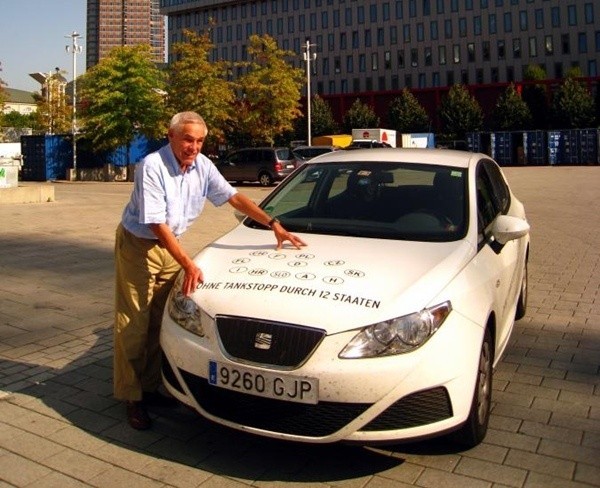 Gerhard Plattner i oszczędna Ibiza Ecomotive.