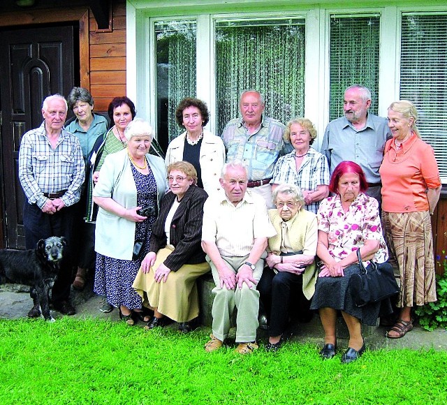 To już nasz trzynasty prywatny zjazd klasowy &#8211; mówili, pozując do pamiątkowego, rodzinnego zdjęcia, maturzyści sprzed 58 lat