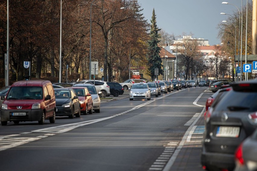 Protest taksówkarzy w Białymstoku przeciwko tarczy...