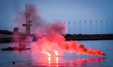 Mocne rozpoczęcie Lotos Gdynia Aerobaltic Airshow 2019. Około stu tysięcy osób na plaży, w Śródmieściu i na Kamiennej Górze. Zdjęcia