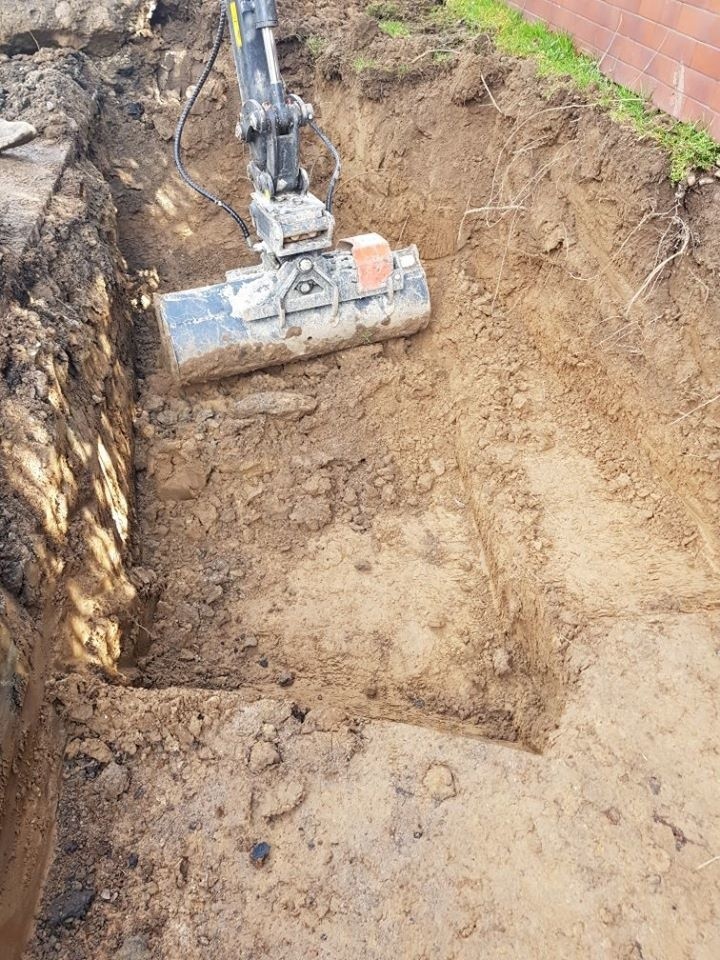 Tarnów. Artyleryjskie znalezisko na budowie w centrum miasta. Na szczęście to były tylko łuski pocisków