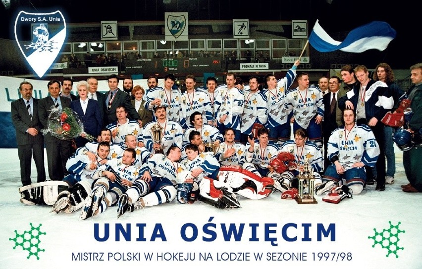 Mistrzowska drużyna Unii Oświęcim z 1998 roku po wygranej w...