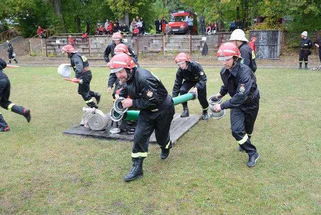 W zawodach pożarniczych w Skarżysku - Kamiennej wzięło udział osiem jednostek Ochotniczych Straży Pożarnych z terenu powiatu skarżyskiego.
