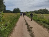 Uczestnicy historycznego rajdu pieszego wędrowali przez powiat siemiatycki