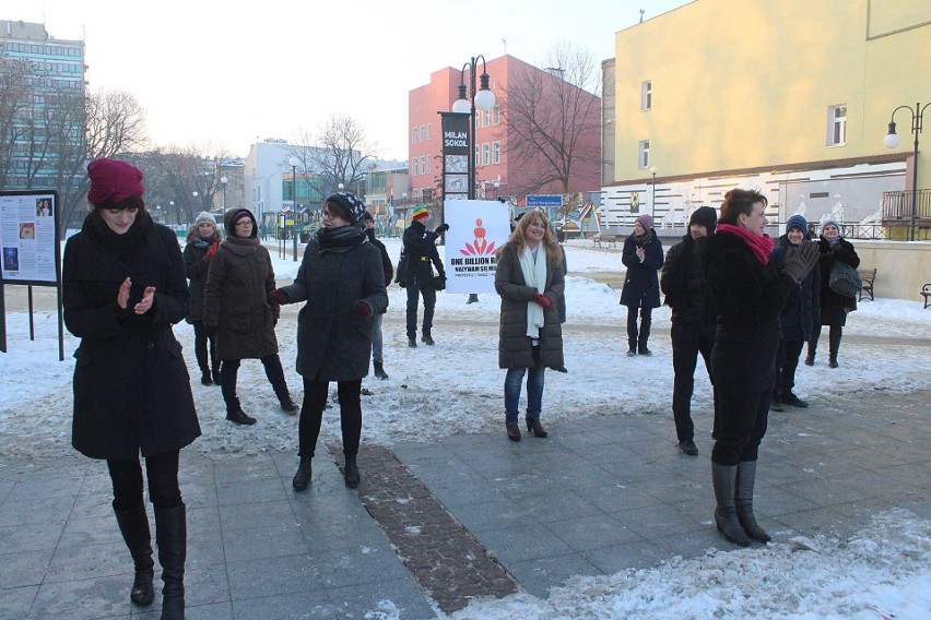 One Billion Rising w Lublinie. Taniec przeciwko przemocy (ZDJĘCIA)