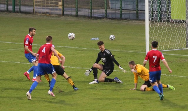 27.02.2021. GKS Katowice wygrał przy Bukowej z Sokołem Ostróda 2:1.