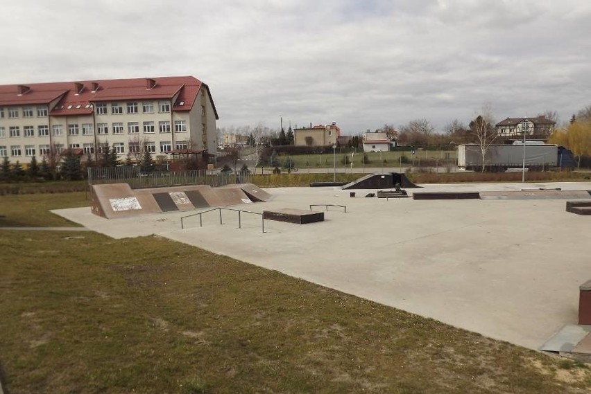 Wiosną tego roku elementy skate parku znajdujące się na...