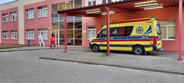 Oddział "covidowy" znajduje się w budynku N szpitala w Grudziądzu. Jest niemal w pełni obłożony