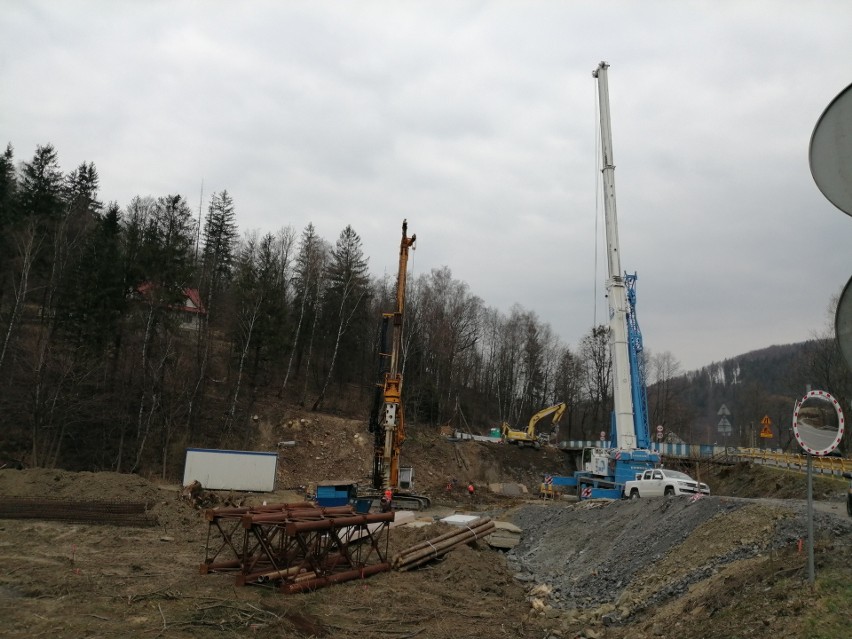 Kierowców czeka koszmar w drodze z Ustronia do Wisły. Rozpoczyna się remont DW 941. Potrwa 3 lata, objazdów brak. Będzie wahadło