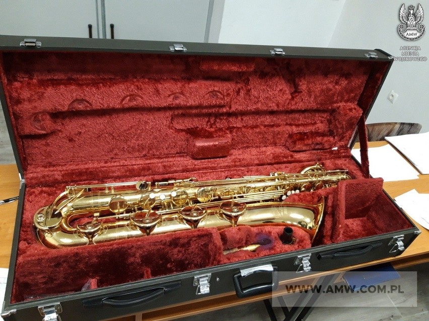 Saksofon barytonowy Yamaha YBS32E...
