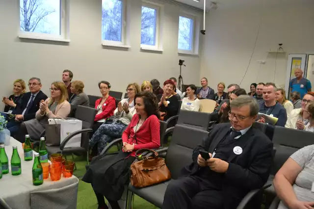 Zjazd Członków Polskiego Stowarzyszenia Choroby Huntingtona w Centrum Nowoczesnej Rehabilitacji i Opieki TriVita w Porąbce.