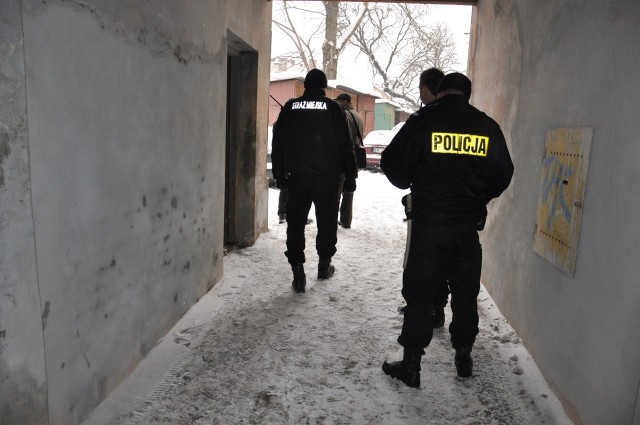 Osiedle Stare Miasto - interwencja policji i straży miejskiej przy ul. Sobieskiego