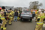 Strażacy ochotnicy z pięciu powiatów szkolili się w Charzykowach. „Blacharnia” na parkingu szkolnym [WIDEO]