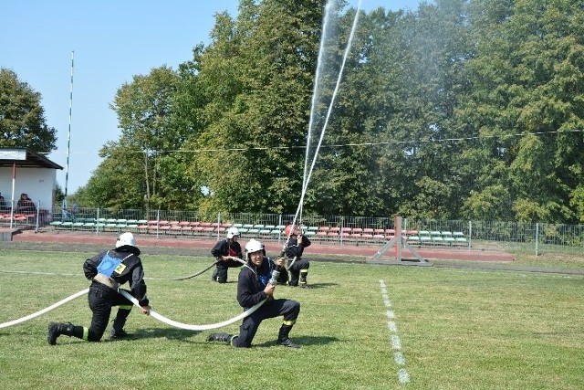 Strażacy zmagali sie w turnieju przeprowadzonym na stadionie w Skaryszewie.