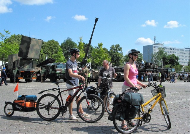 Dopisała rowerowa latorośl sposobiąca się do rekonstrukcji działań zbrojnych