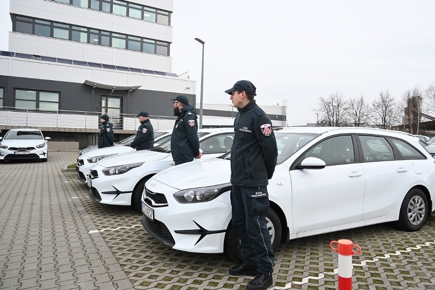 Nowe samochody Podkarpackiego Urzędu Celno-Skarbowego w...