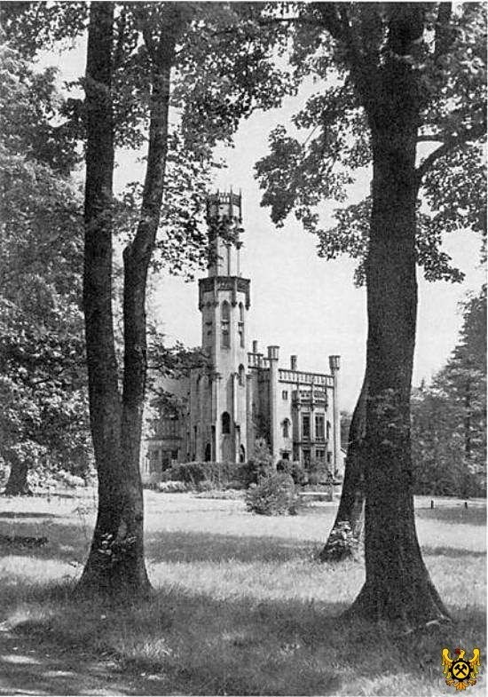 Zamek Tiele-Wincklerów został wybudowany na początku XIX...