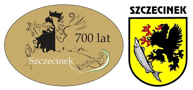 Logotyp jubileuszu 700. rocznicy nadania praw miejskich Szczecinkowi. Obok oficjalny herb miasta - na nim gryf nie ma korony.