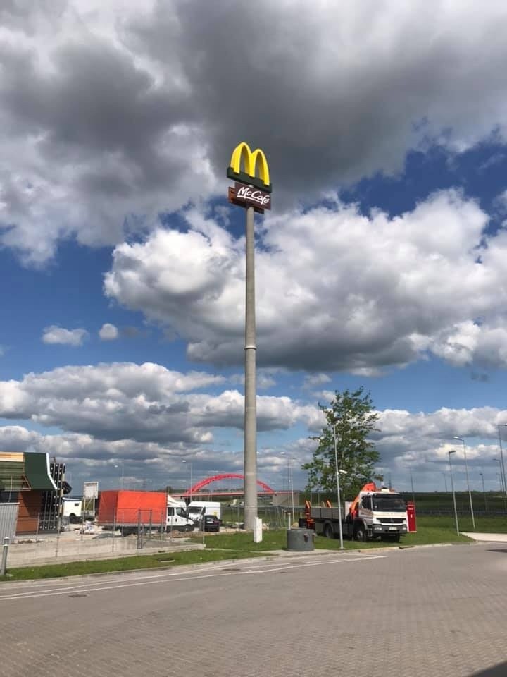 Wkrótce rusza McDonald's w Łączynie tuż obok stacji Orlen....