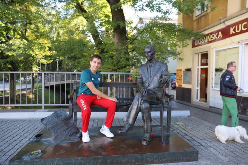 Maksym Chudzicki wrócił do Kielc z brązowym medalem. Na paraolimpiadzie w Tokio miał wymarzony debiut [ZDJĘCIA]