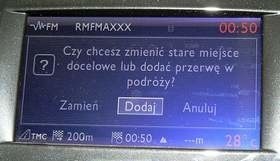 7-calowy wyświetlacz i menu w języku polskim ułatwiają obsługę nawigacji w modelach Peugeot.