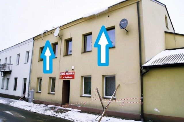 To zdjęcie narobiło sporo zamieszania wśród mieszkańców Szydłowca, którzy twierdzili, że funkcjonariusze sam powinni wlepić sobie mandat za nie strącenie sopli i śniegu z dachu. 