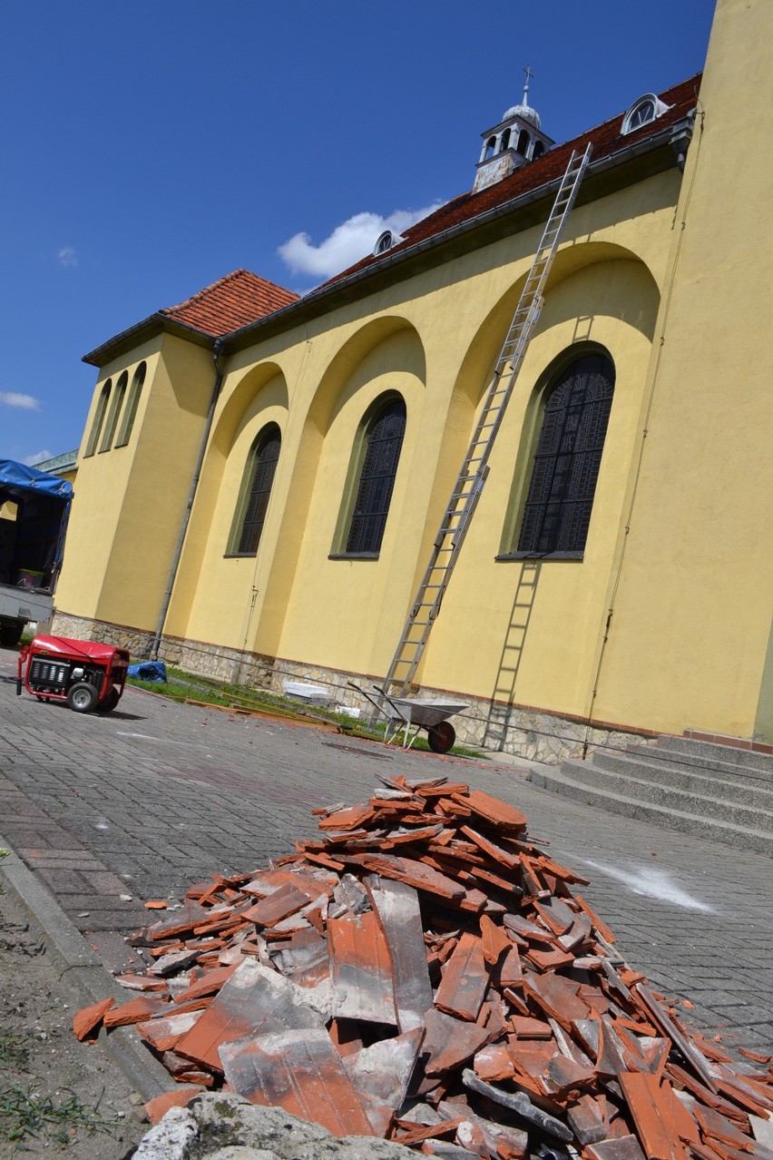 Burza w Zawadzie Książęcej zniszczyła dachy domów