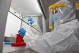 Koronawirus na świecie. RPA wstrzymała szczepienia produktem firmy AstraZeneca. Jest odpowiedź Wielkiej Brytanii