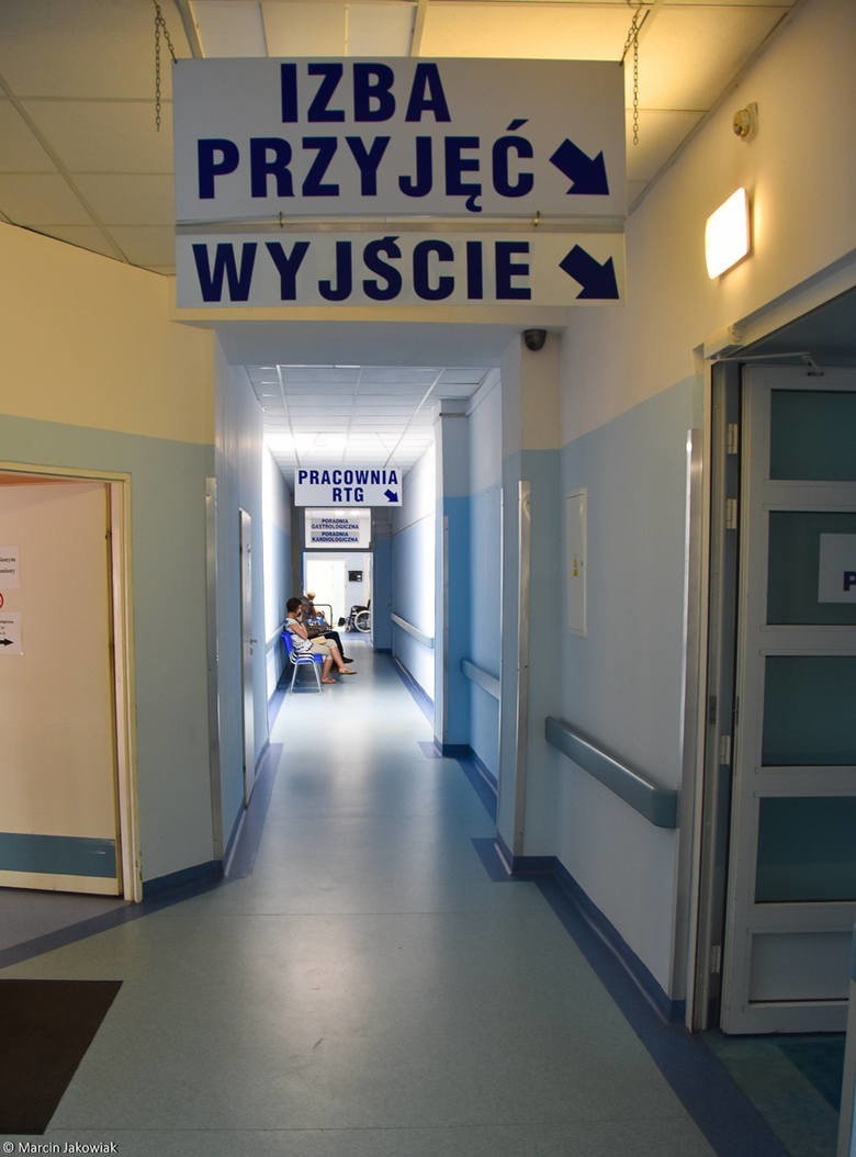 Koronawirus w Szpitalu Miejskim im. PCK w Białymstoku. Zakażeni są pracownicy placówki [ZDJĘCIA]