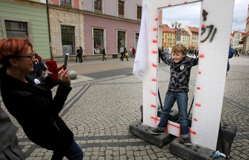 Happening KOD na ul. Świdnickiej