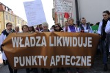Protest techników farmaceutycznych przeciwko "Aptece dla aptekarza" i likwidacji swojego zawodu 