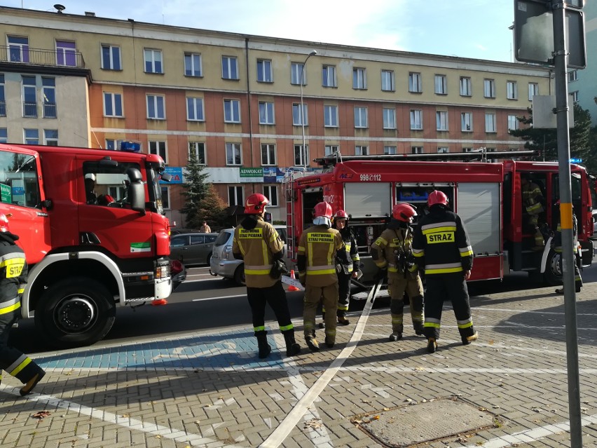 Ul. Skłodowskiej-Curie: Pożar w Barze Express. Na kuchence zapalił się olej. Lokal będzie dziś nieczynny [ZDJĘCIA]