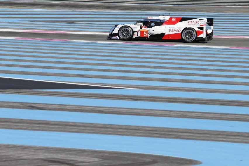 Toyota TS050 Hybrid...