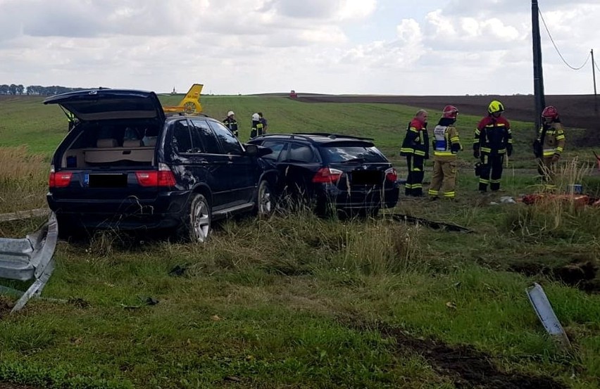 Wypadek dwóch BMW na obwodnicy Białej. Są poszkodowani. Na miejsce wzywano helikopter LPR